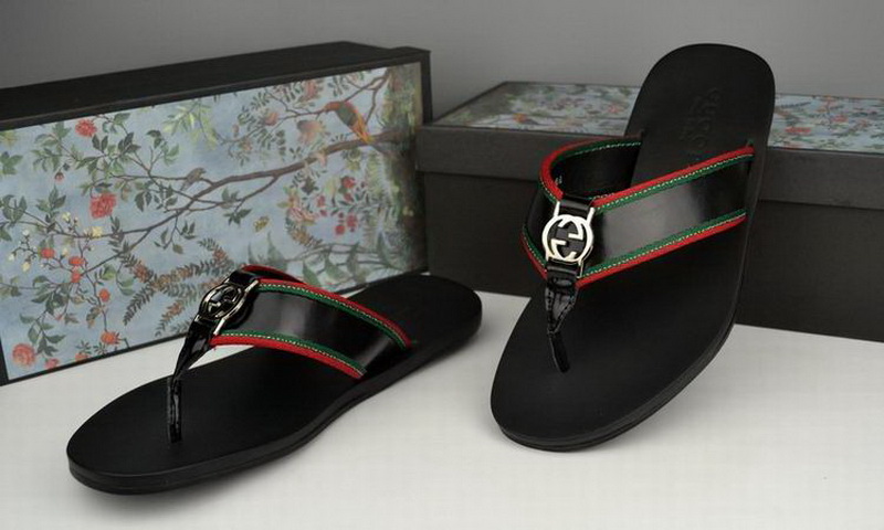 Gucci Slippers Woman--199
